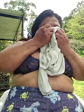 curvy diva  online show from 03-07-26, 06:02