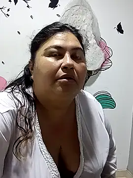 curvy diva  online show from 12-16-25, 09:13