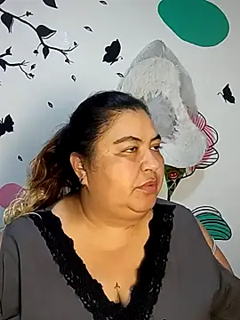 curvy diva  online show from 12-01-25, 09:54