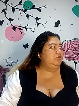 curvy diva  online show from 10-21-25, 11:09