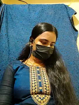 mini-queen online show from 04-21-26, 12:34