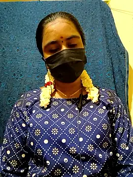 mini-queen online show from 04-12-26, 04:10