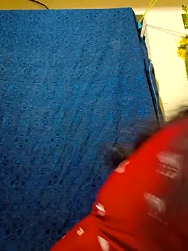 mini-queen online show from 04-10-26, 05:31