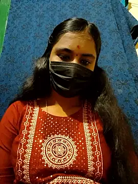 mini-queen online show from 10-25-25, 05:24