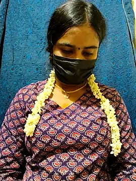 mini-queen online show from 03-26-26, 10:57