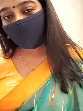 saritha29 online show from 12-18-25, 09:58