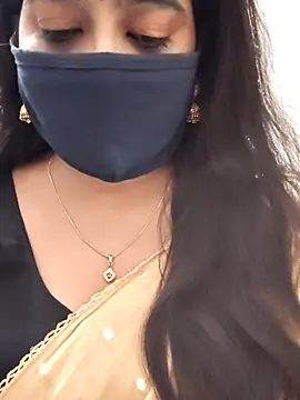 saritha29 online show from 04-21-26, 07:04