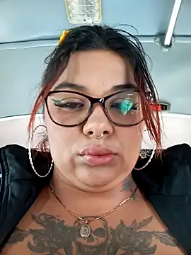 snow belle online show from 10-19-25, 07:16