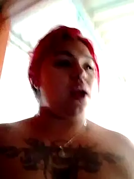 Snapshot of snow_belle chatting on 02-17-26, 01:41 snow belle online show from 02-17-26, 01:41