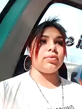 snow belle online show from 09-28-25, 07:54