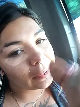 snow belle online show from 11-22-25, 07:13