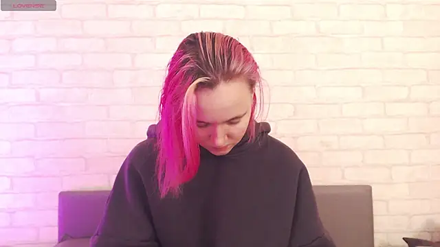 Ericha Stone online show from 11-06-25, 08:07