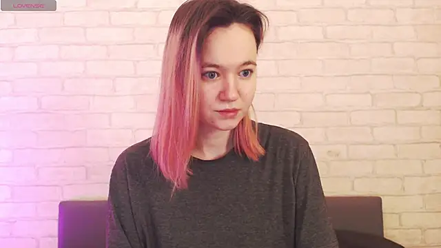 Ericha Stone online show from 04-12-26, 01:42