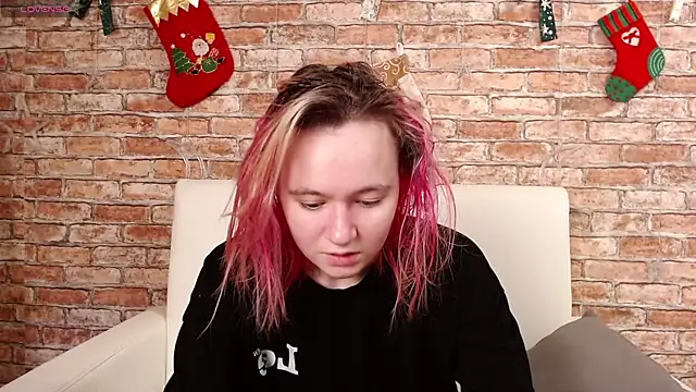 Snapshot of Ericha_Stone chatting on 01-16-26, 01:20 Ericha Stone online show from 01-16-26, 01:20