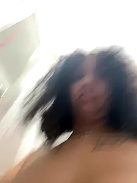 StylishEchium online show from 12-16-25, 07:12