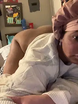 Snapshot of StylishEchium chatting on 02-26-26, 05:35 StylishEchium online show from 02-26-26, 05:35