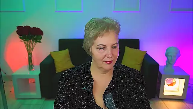 MaryMogan online show from 11-11-25, 05:02