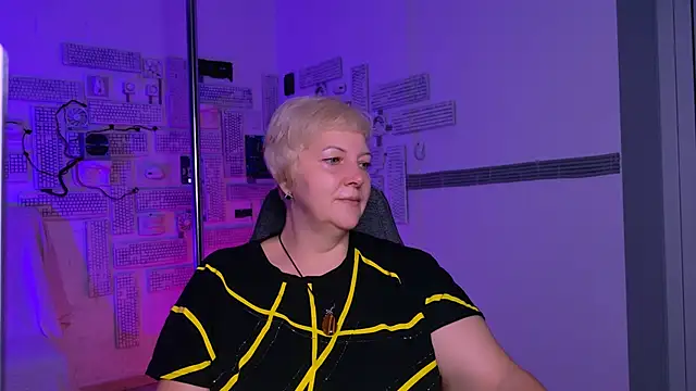 MaryMogan online show from 09-09-25, 08:24