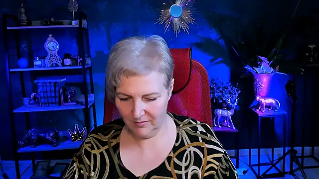 MaryMogan online show from 10-13-25, 12:40