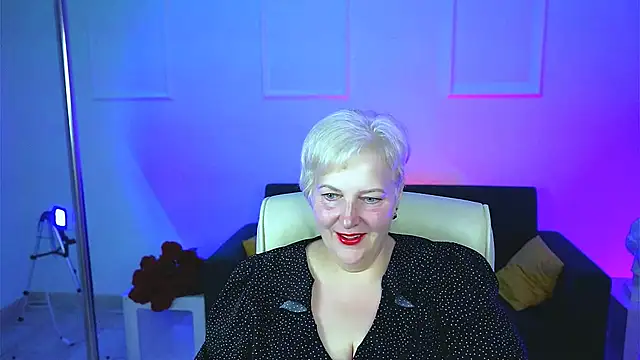 MaryMogan online show from 09-13-25, 04:29