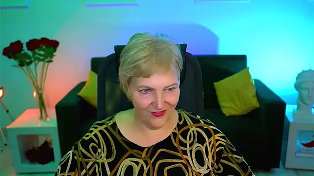 MaryMogan online show from 10-10-25, 08:26