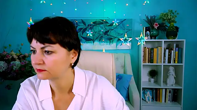 HelenBeler online show from 11-25-25, 05:41