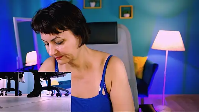 HelenBeler online show from 11-15-25, 08:40