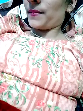 Snapshot of Pahadi_couple chatting on 10-05-25, 03:52 Pahadi couple online show from 10-05-25, 03:52