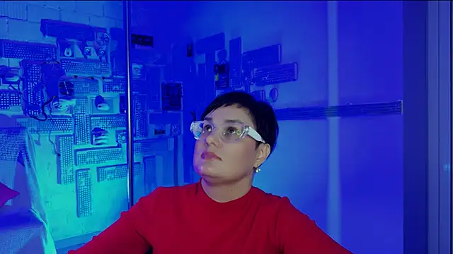 LauraDavidsons online show from 10-10-25, 05:25