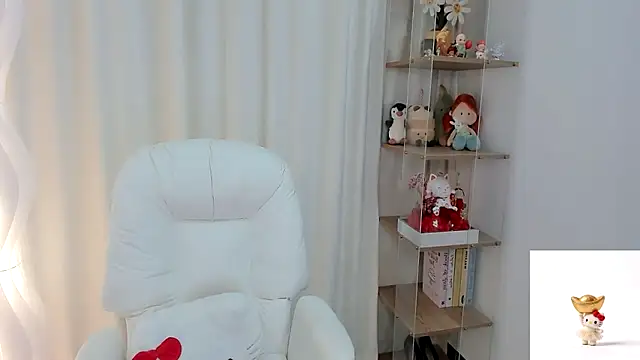 Nia-daozhu111 online show from 06-18-26, 06:34