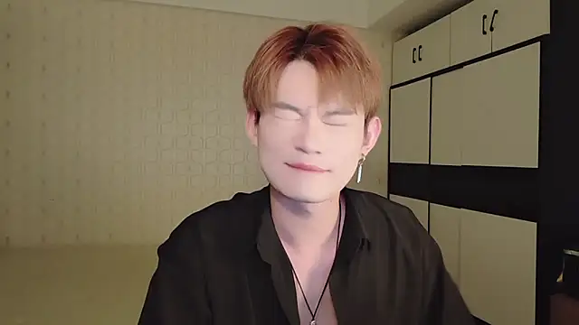 Dancer03 online show from 09-10-25, 01:43