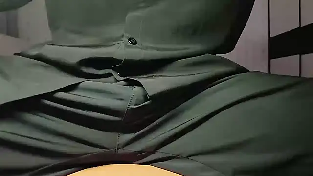 Dancer03 online show from 10-16-25, 03:31