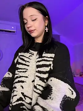 YourLittleDevil online show from 03-09-26, 05:11