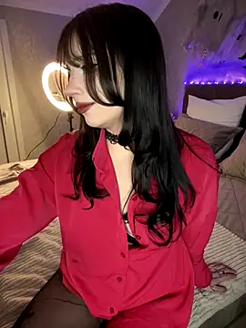 YourLittleDevil online show from 10-27-25, 02:07