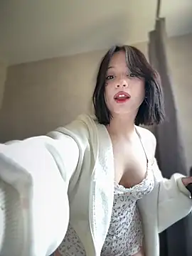 YourLittleDevil online show from 05-22-26, 06:33