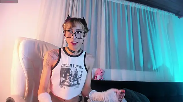 Angeel of lust online show from 09-17-25, 04:25