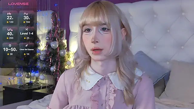 cutetomie online show from 12-20-25, 10:23