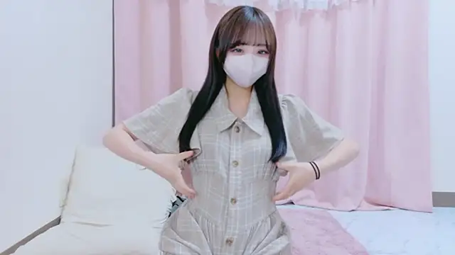 Snapshot of Mashiro-chan chatting on 12-21-25, 09:44 Mashiro-chan online show from 12-21-25, 09:44