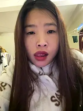 LiLy-0477 online show from 11-17-25, 07:56