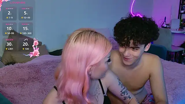 Snapshot of Alice18James chatting on 09-10-25, 08:19 Alice18James online show from 09-10-25, 08:19