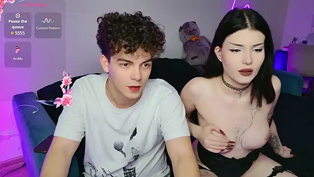 Snapshot of Alice18James chatting on 11-16-25, 04:45 Alice18James online show from 11-16-25, 04:45