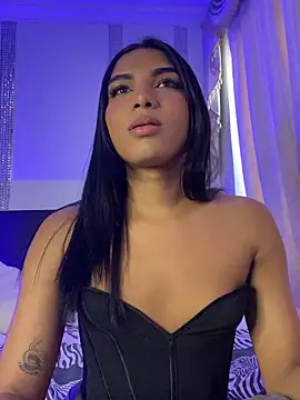 Snapshot of VeronicaSaenzx chatting on 06-17-26, 07:24 VeronicaSaenzx online show from 06-17-26, 07:24