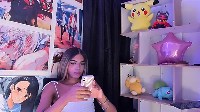 VeronicaSaenzx online show from 10-15-25, 02:47