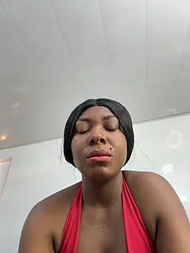 Snapshot of emily_browne chatting on 12-18-25, 11:58 emily browne online show from 12-18-25, 11:58