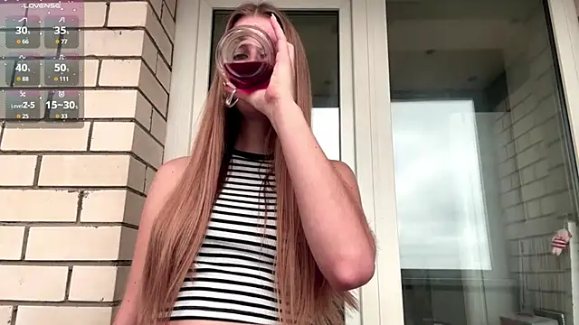 SweetJinny88 online show from 11-06-25, 07:12