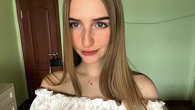 SweetJinny88 online show from 05-28-26, 08:44