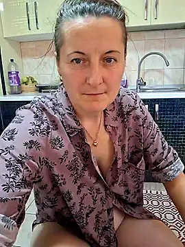 Fluturas2 online show from 11-07-25, 08:19