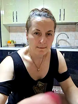 Fluturas2 online show from 11-06-25, 07:40