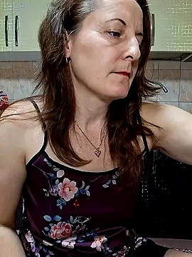 Fluturas2 online show from 11-18-25, 10:13