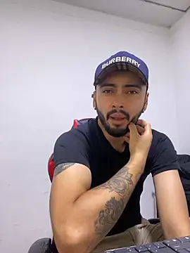 cristopher wallacee online show from 11-03-25, 08:45